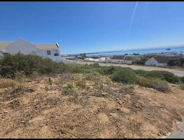 LAND FOR SALE IN BRITANNICA HEIGHTS
